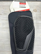 ALPINESTARS Защита колена BIONIC FLEX KNEE PROTECTOR (Разошелся шов на левом наколеннике)